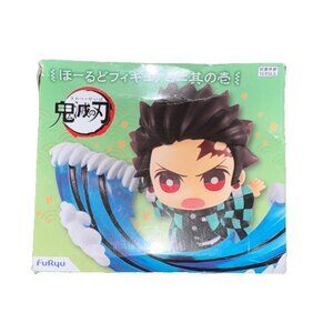 [Demon Slayer: Kimetsu no Yaiba] Tanjiro Kamado Hold Figure - BOX DAMAGE
